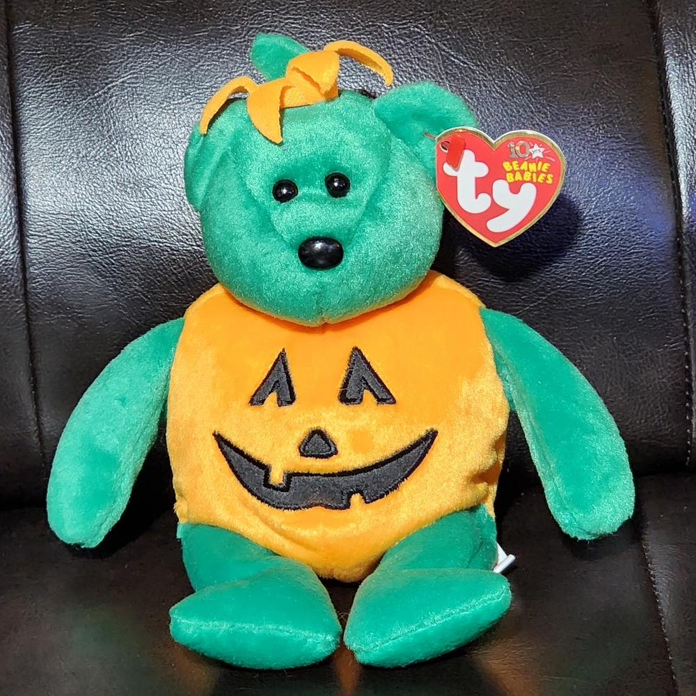TY Beanie Baby Tricky the Halloween Pumpkin Bear - 2003